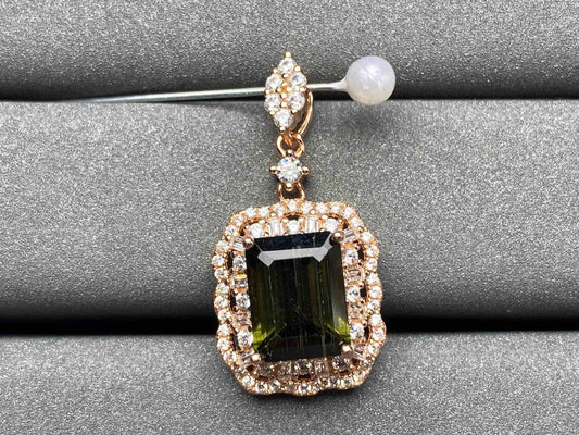 A1436 Tourmaline Pendant