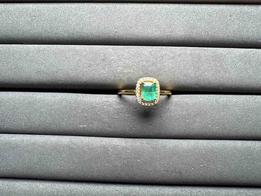 A14370 Emerald Ring