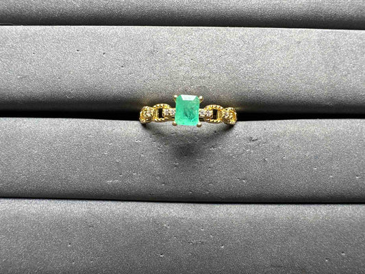 A14372 Emerald Ring