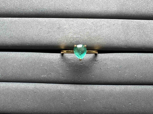 A14374 Emerald Ring