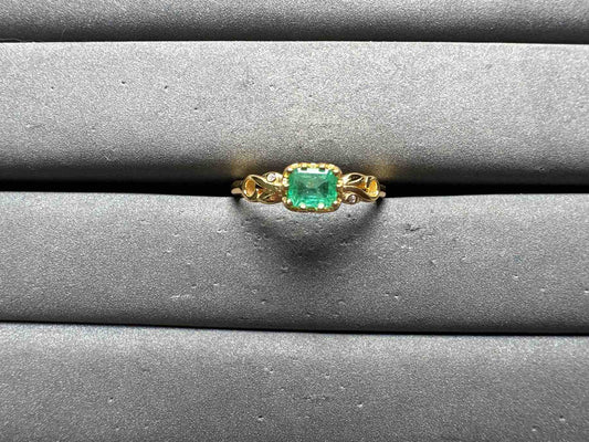 A14379 Emerald Ring