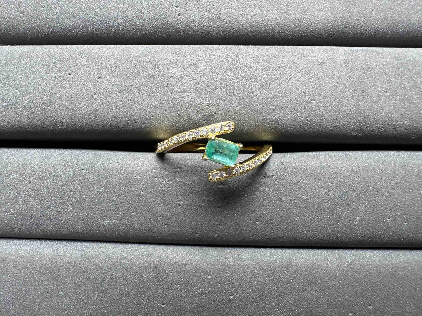 A14382 Emerald Ring