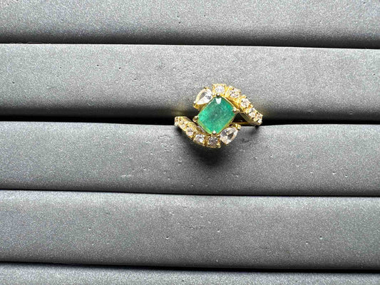 A14392 Emerald Ring