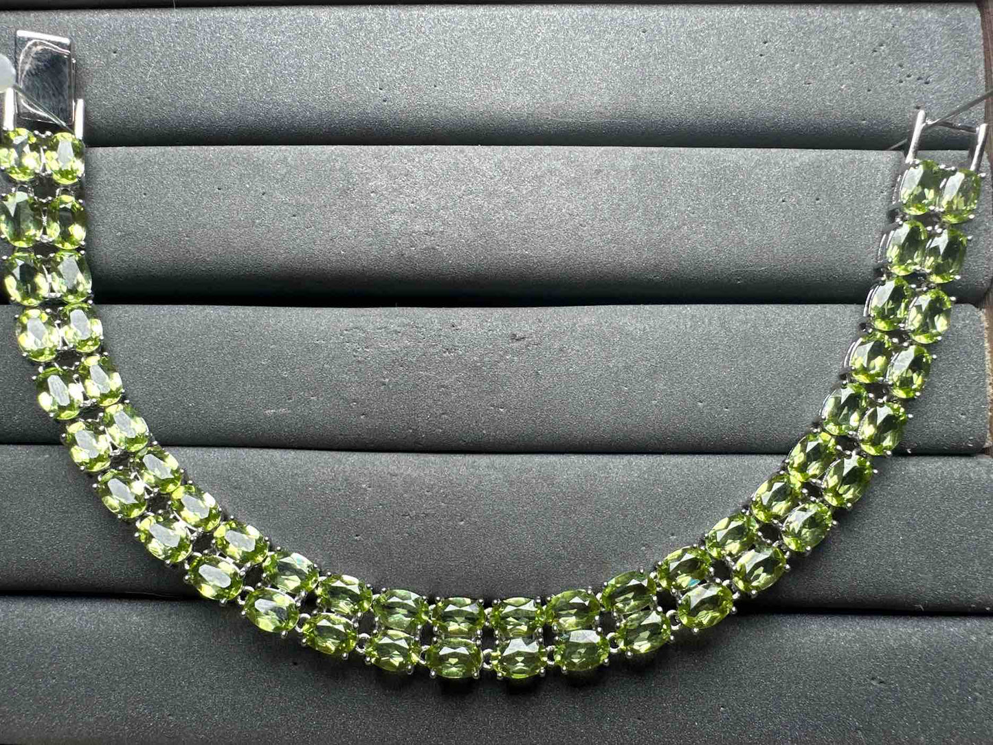 A14469 Peridot Bracelet