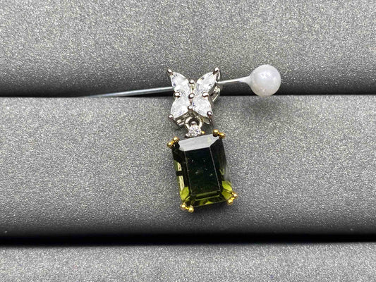 A1449 Tourmaline Pendant