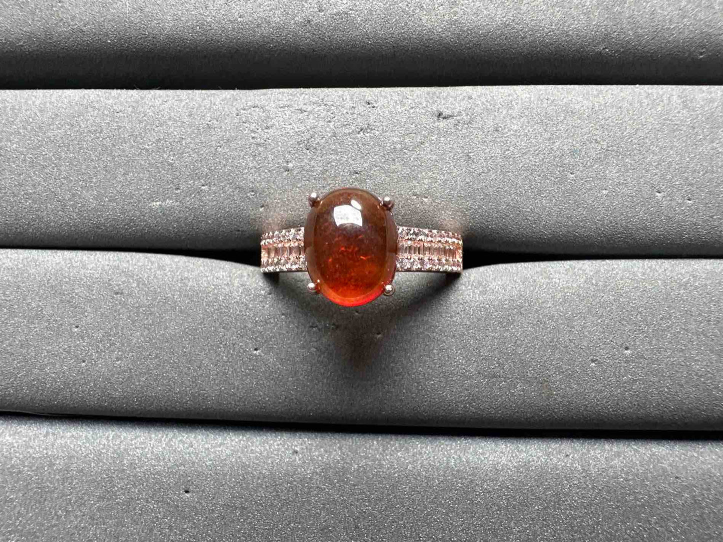 A14531 Garnet Ring