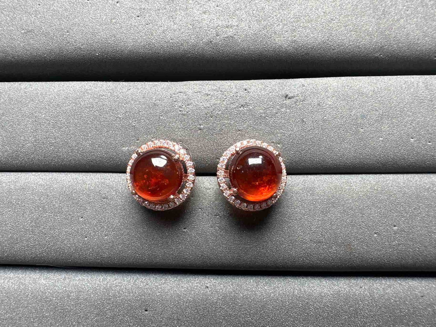 A14537 Garnet Earrings
