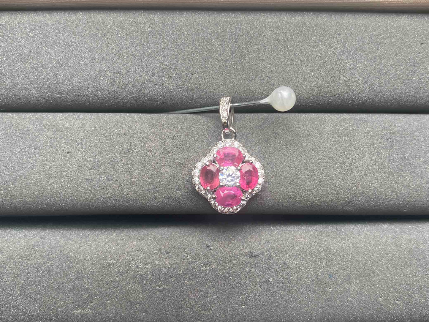 A14583 Ruby Pendant