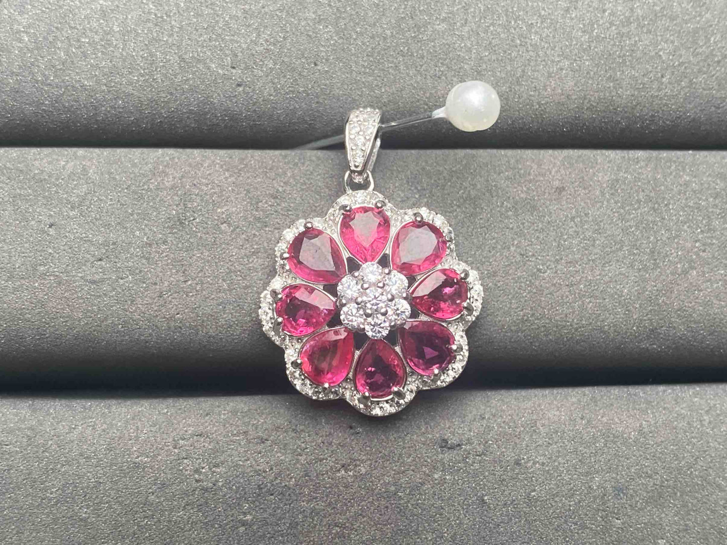A14594 Ruby Pendant