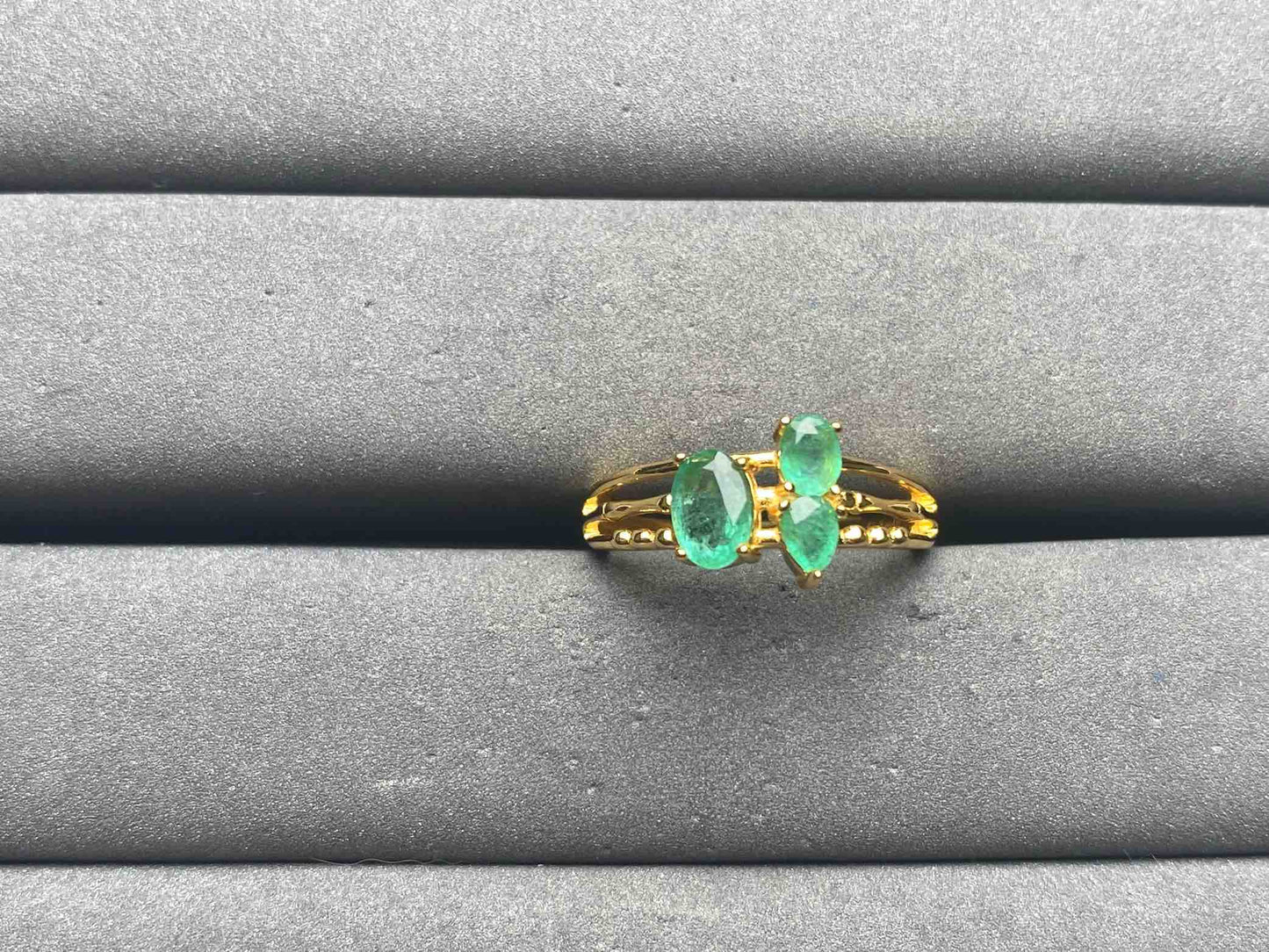 A14619 Emerald Ring