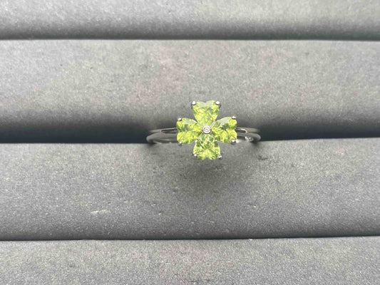 A14657 Peridot Ring