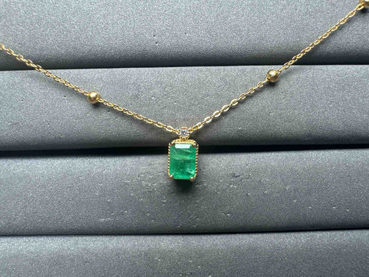 A14716 Emerald Necklace