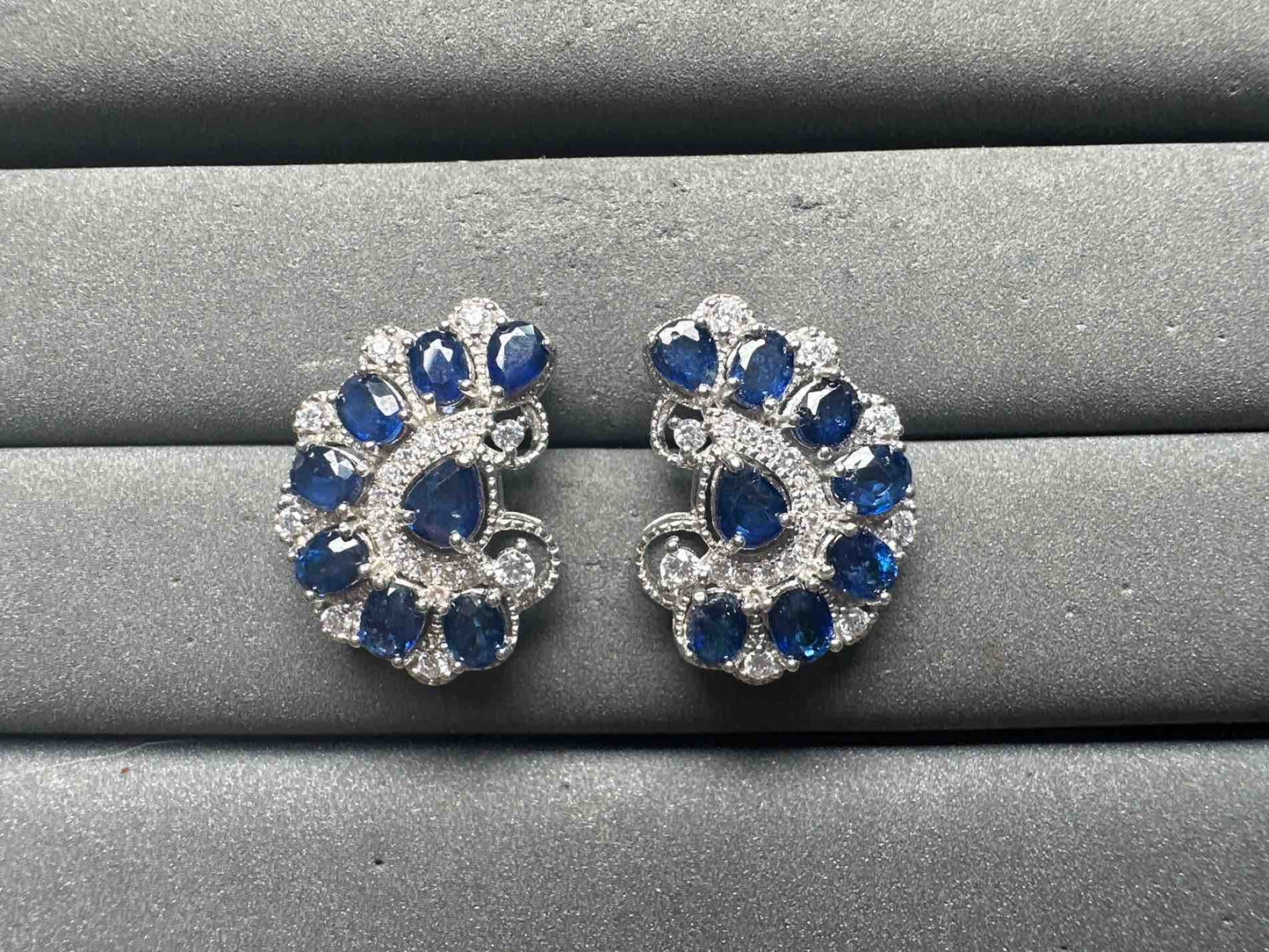 A14718 Sapphire Earrings