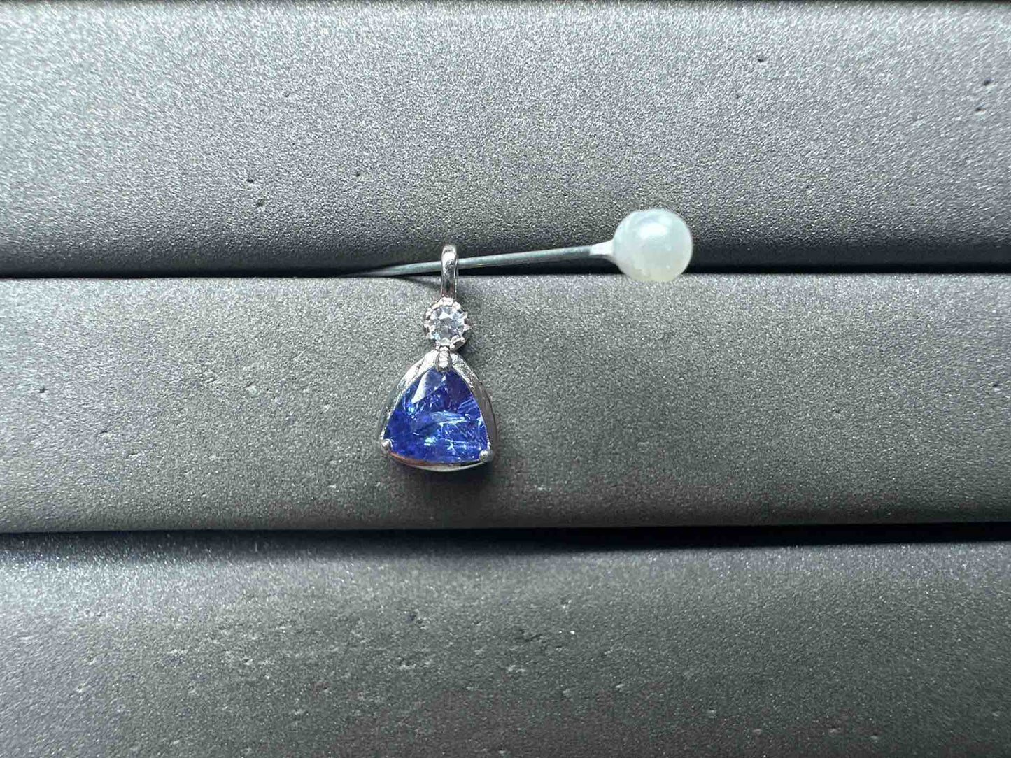 A14757 Tanzanite Pendant
