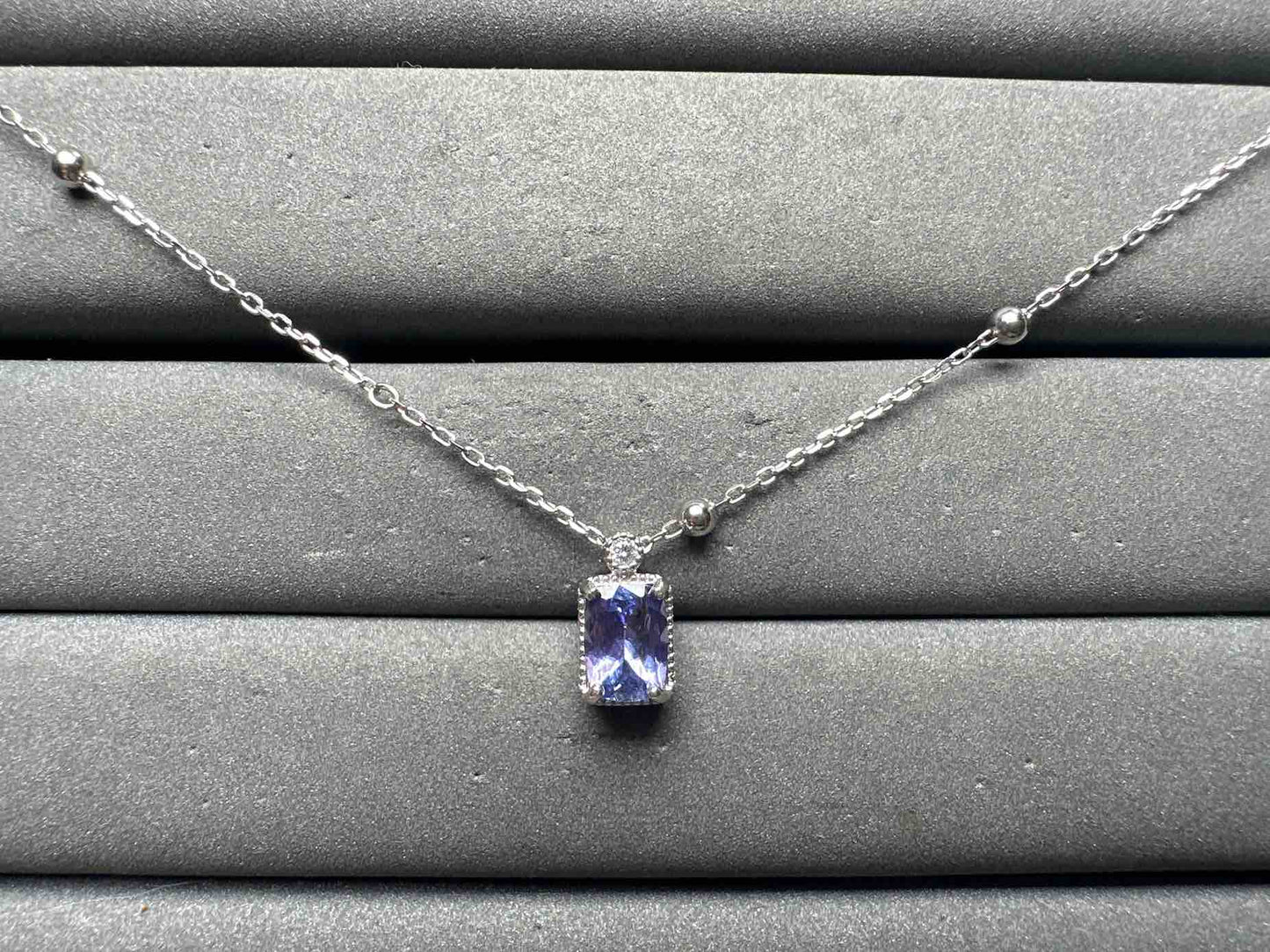 A14763 Tanzanite Necklace