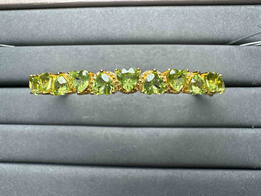 A14791 Peridot Bangle