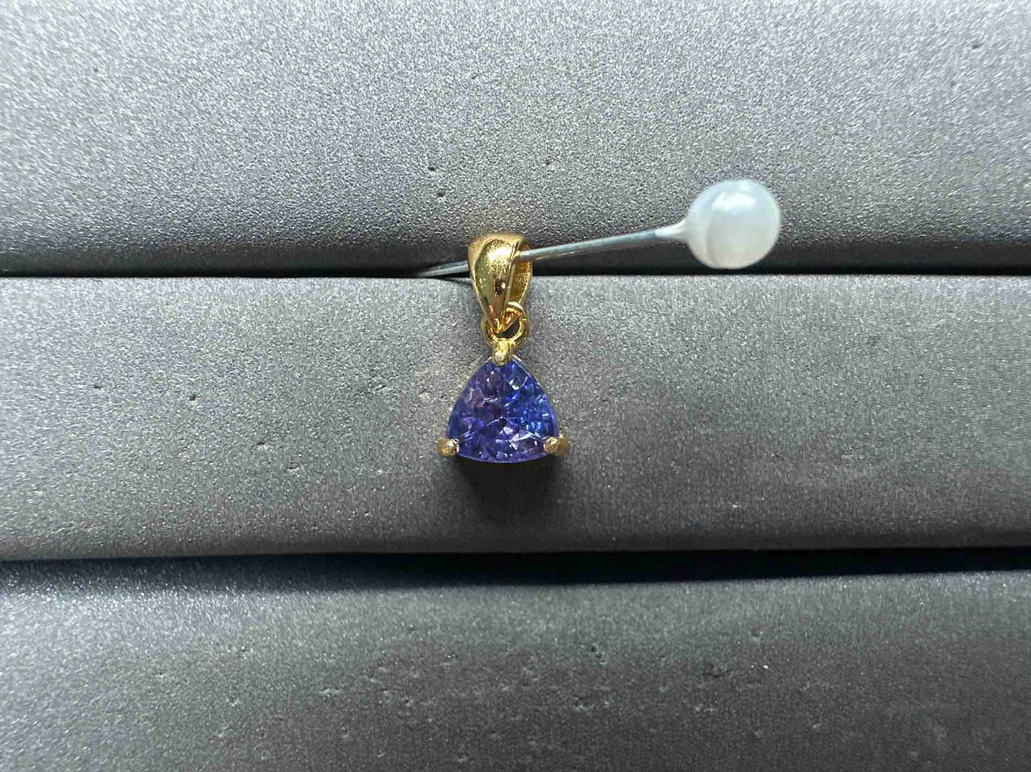 A14810 Tanzanite Pendant