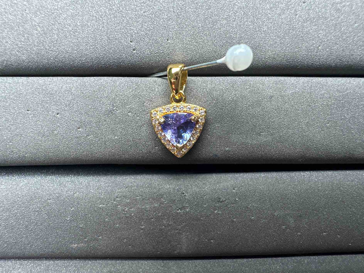 A14811 Tanzanite Pendant