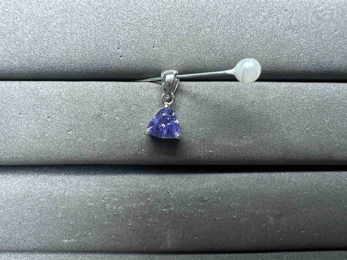 A14813 Tanzanite Pendant