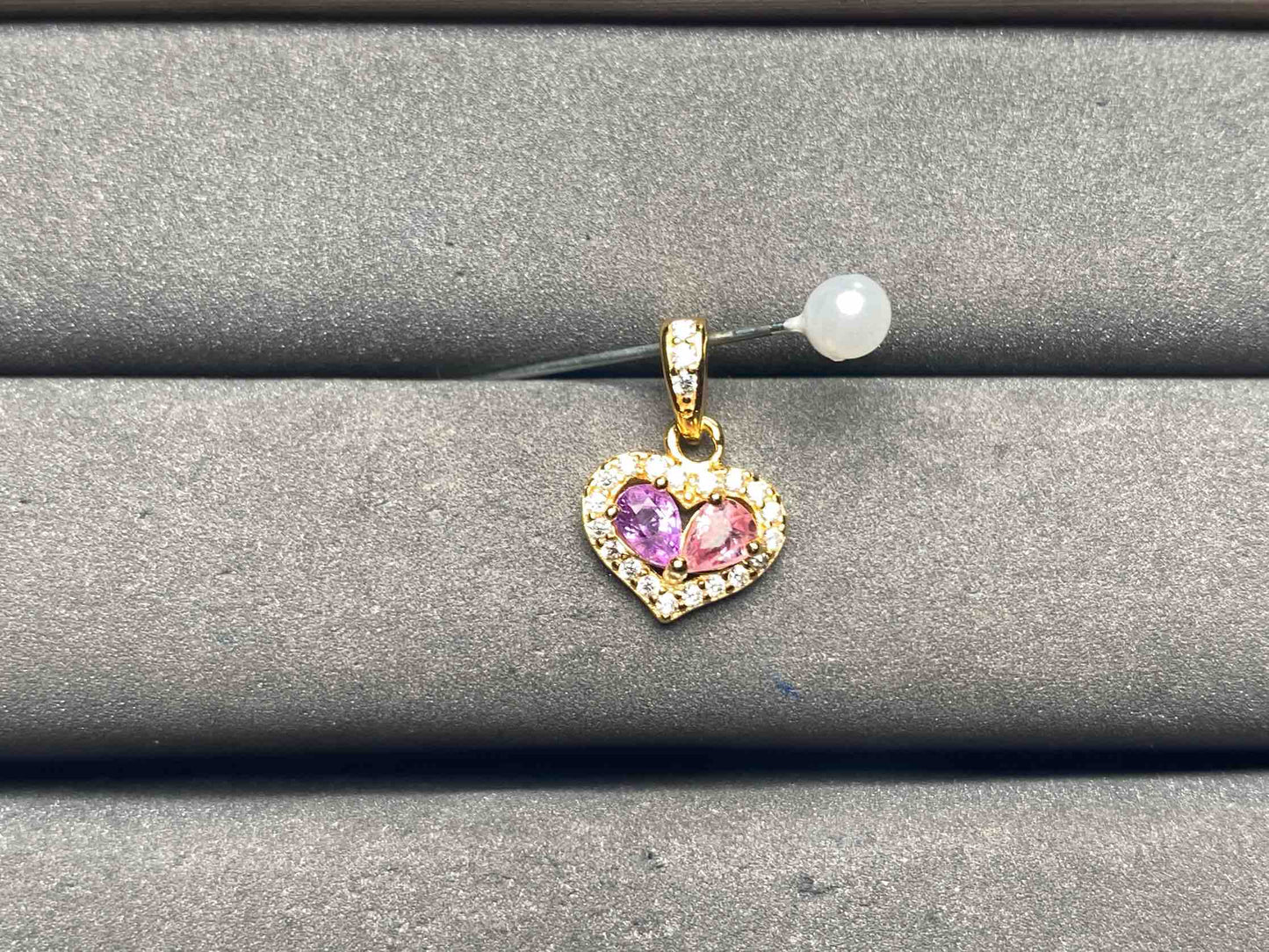 A14887 Pink Sapphire Pendant