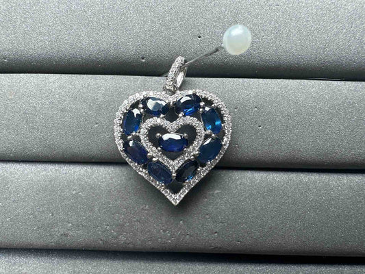 A14906 Sapphire Pendant