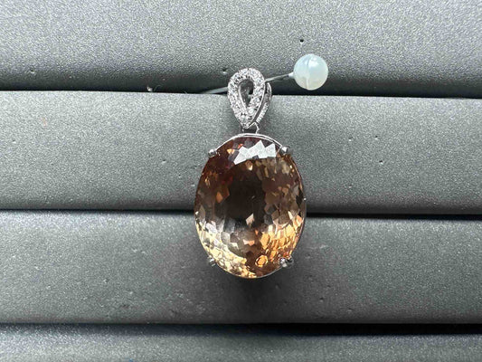 A14921 Topaz Pendant