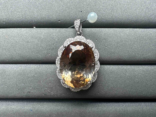 A14923 Topaz Pendant