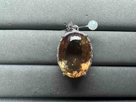 A14924 Topaz Pendant