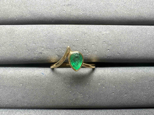 A14936 Emerald Ring