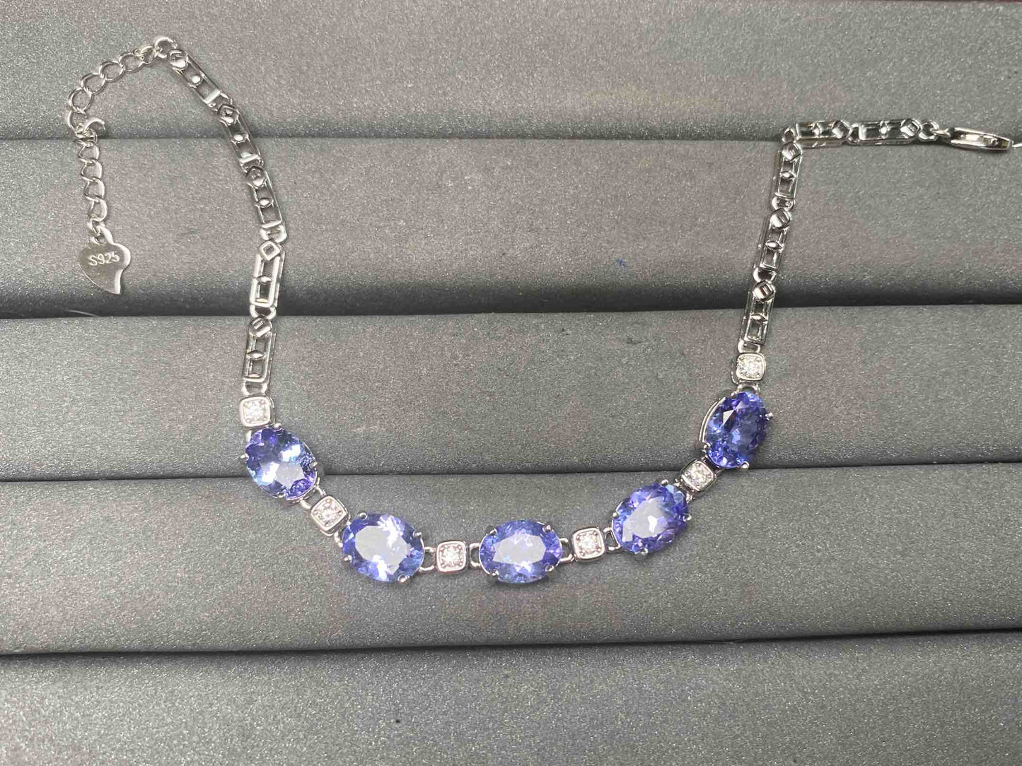 A14964 Tanzanite Bracelet