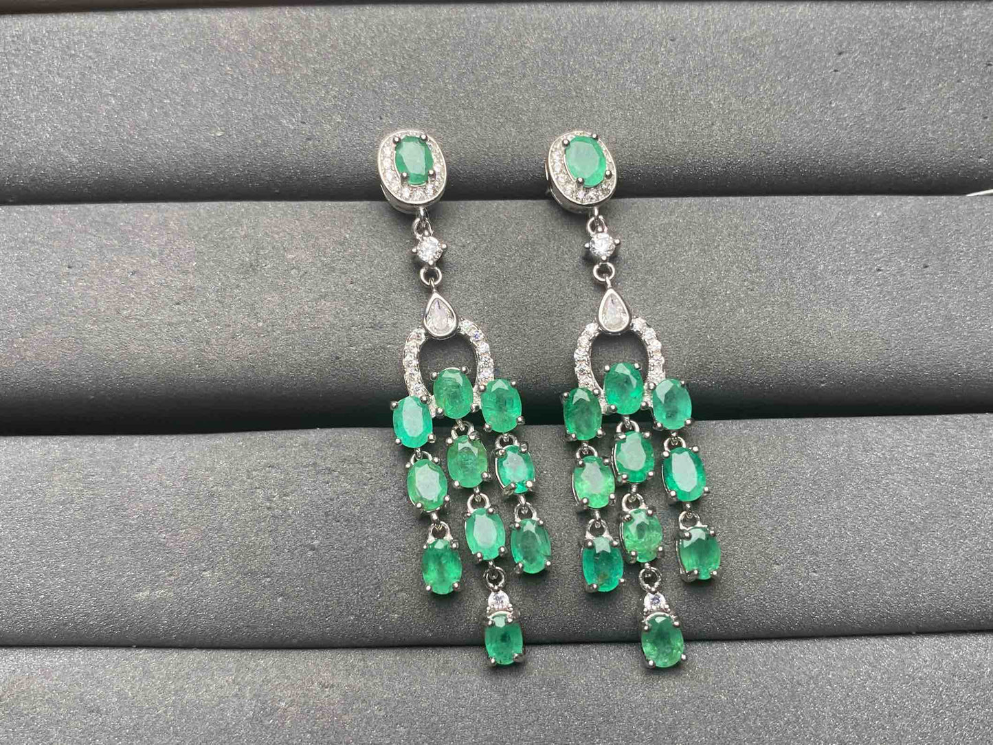 A14975 Emerald Earrings