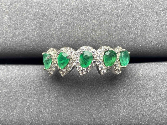 A15 Emerald Ring