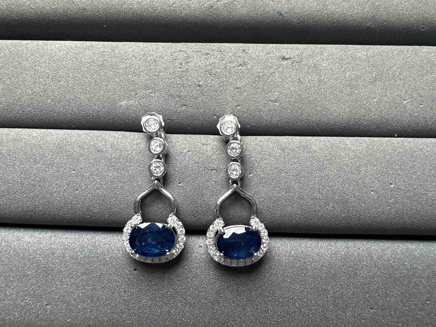 A15003 Sapphire Earrings