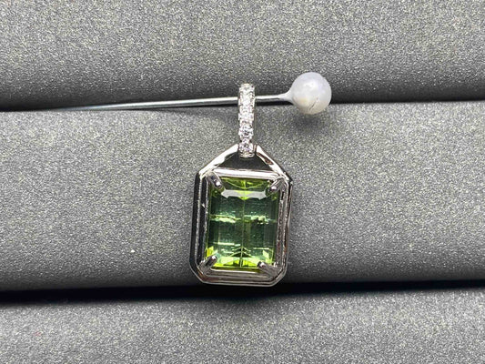 A1504 Tourmaline Pendant