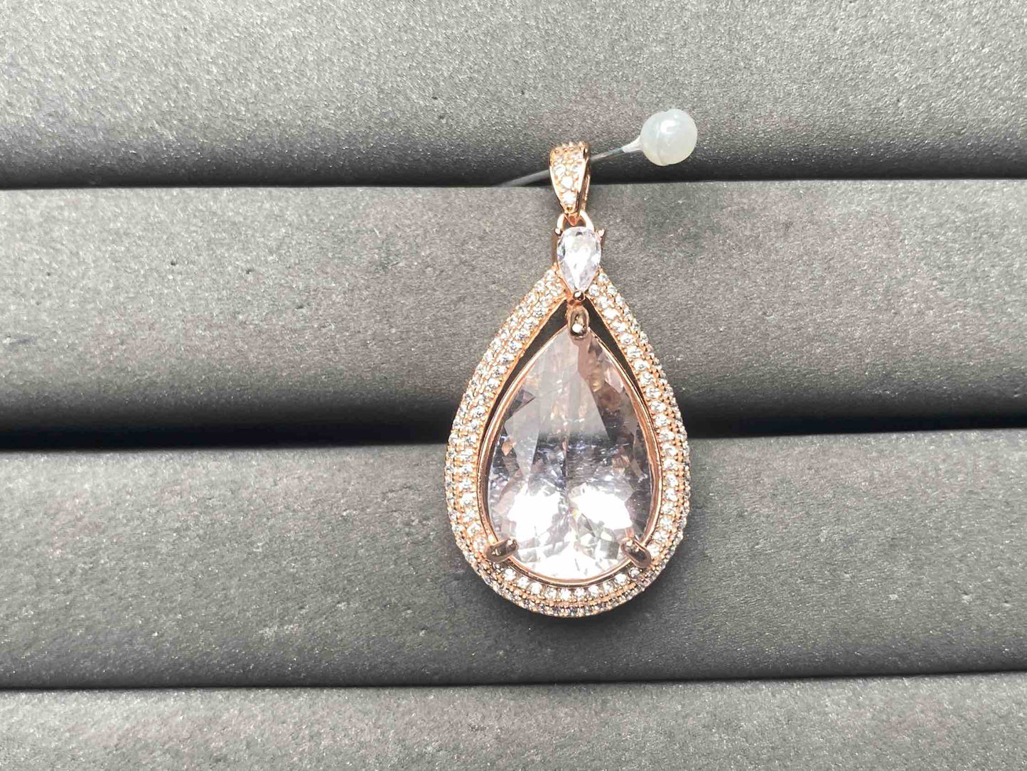A15092 Aquamarine Pendant