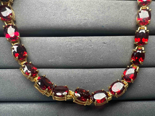 A15103 Garnet Bracelet