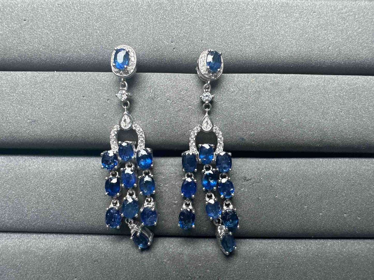 A15112 Sapphire Earrings