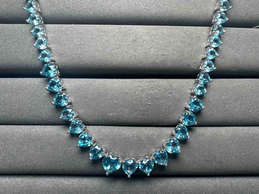 A15118 Topaz Necklace