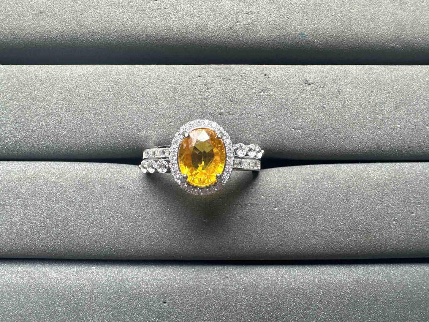 A15126 Sapphire Ring