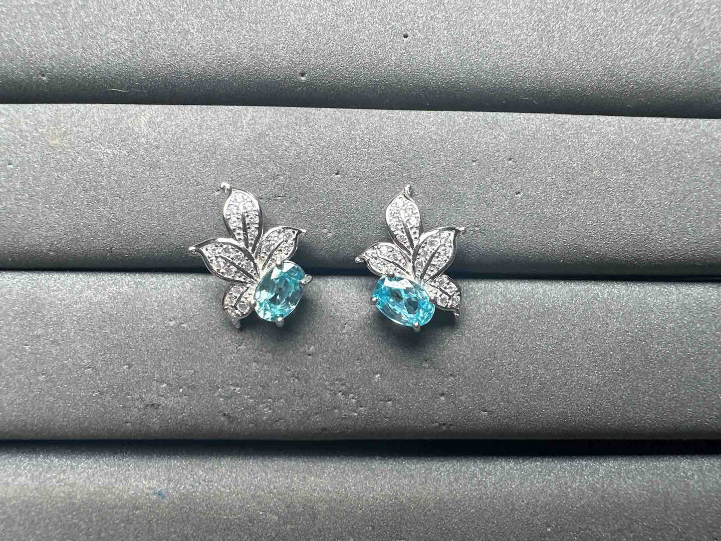 A15206 Natural Zicorn Earrings