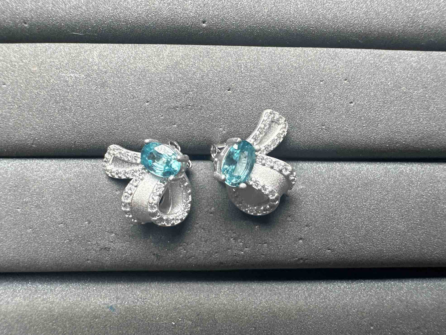 A15208 Natural Zicorn Earrings