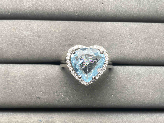 A15250 Aquamarine Ring