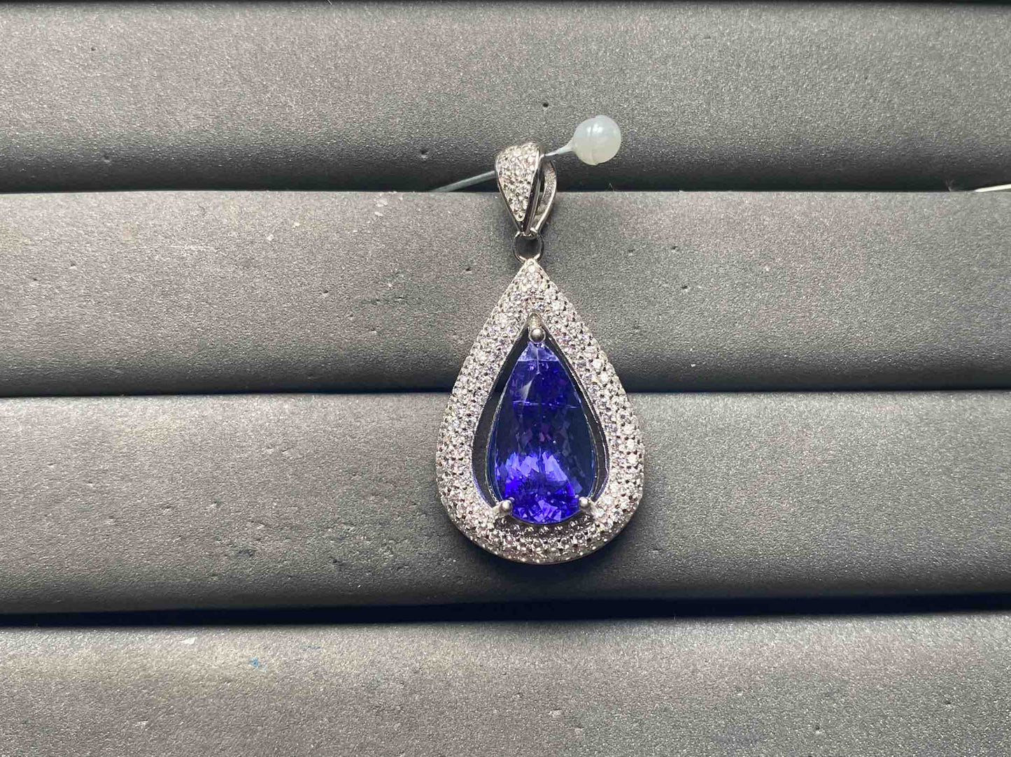 A15274 Tanzanite Pendant