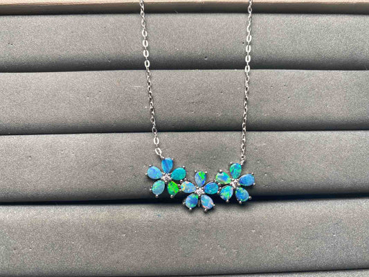 A15285 Opal Necklace