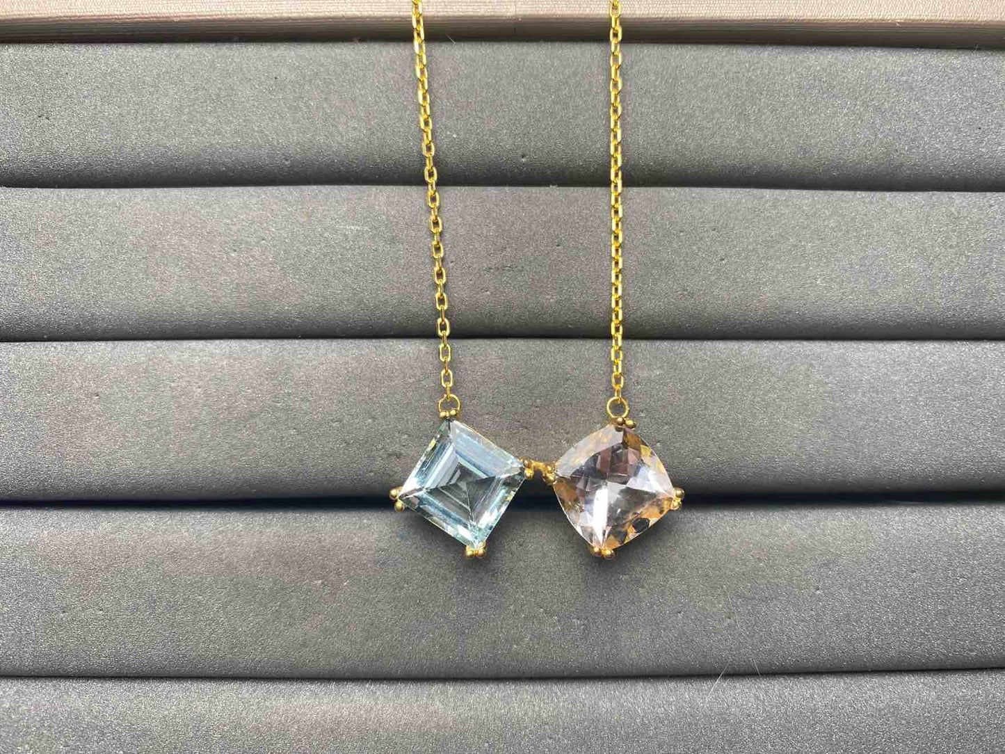 A15313 Aquamarine Necklace
