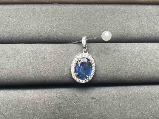 A15347 Sapphire Pendant