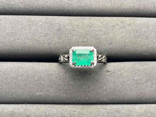 A15373 Emerald Ring