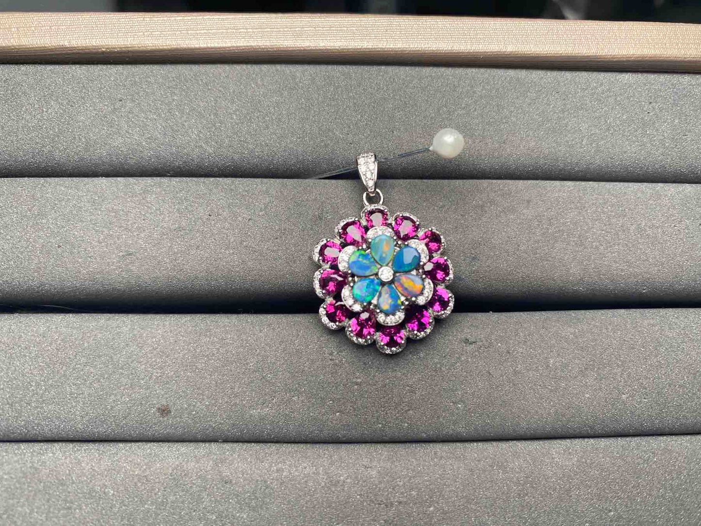 A15379 Opal Pendant