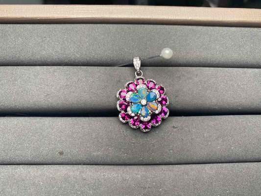 A15379 Opal Pendant