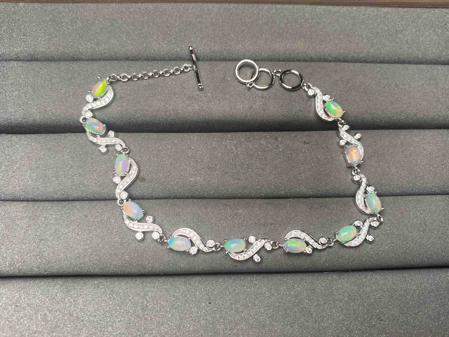 A15407 Opal Bracelet